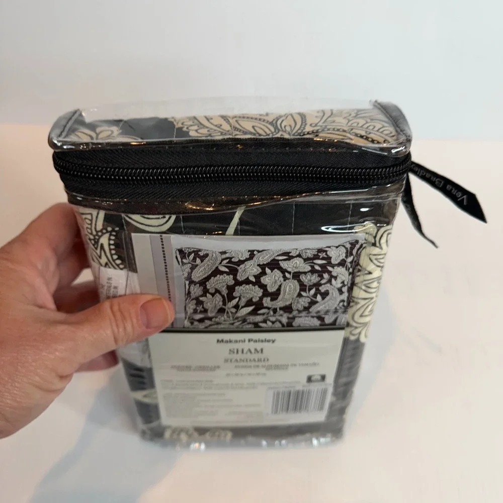 NWT Vera Bradley Standard Pillow Sham Cotton‎ Makani Paisley Flower Black Cream